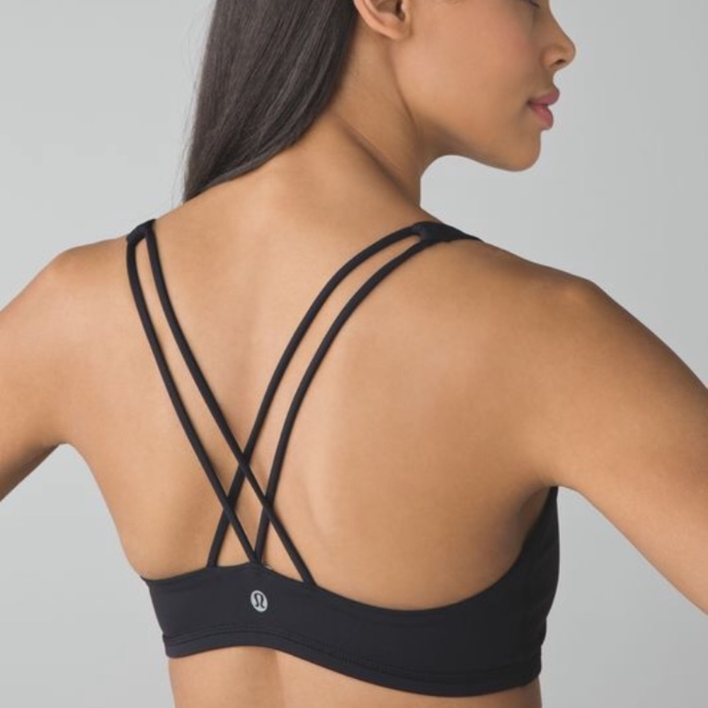 Lululemon free to be bra